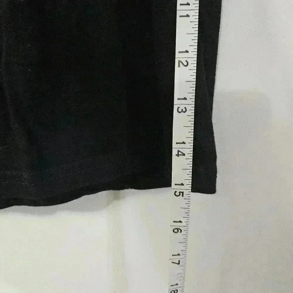 Friends anime short sleeve tee! - Picture 4 of 4